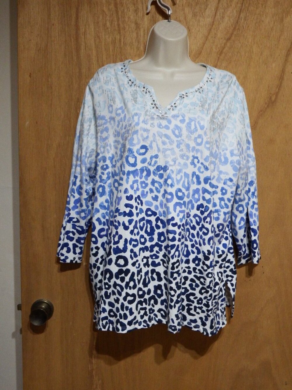Women's tunic style top, Size 1X by Alfred Dunner